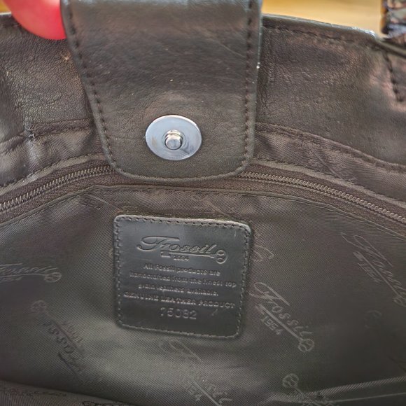 Vintage Fossil Black Leather Handbag - Picture 5 of 15